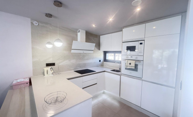 Bungalow - Rez-de-chaussée - Revente - Guardamar del Segura - EL RASO