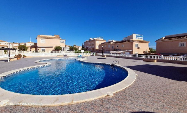 Bungalow - Rez-de-chaussée - Revente - Torrevieja - La Mata