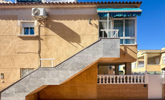Bungalow - Rez-de-chaussée - Revente - Torrevieja - SHL--21201
