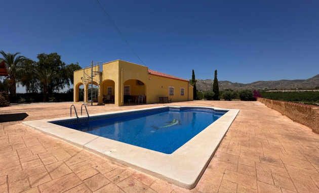Country Property - Herverkoop - Albatera - Albatera - Country