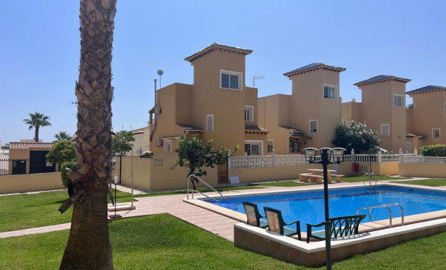 Detached house - Herverkoop - Orihuela - Villamartin