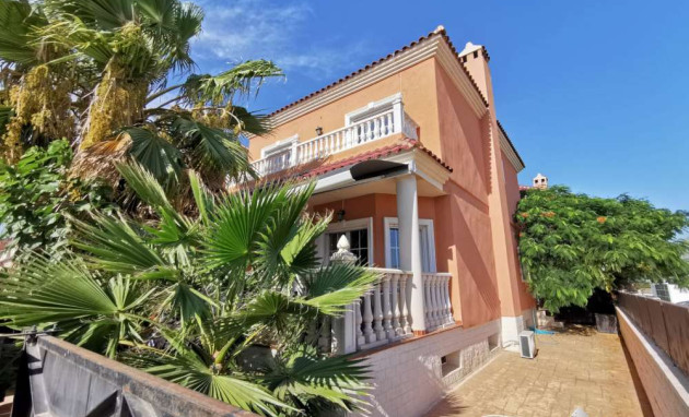 Detached House / Villa - Herverkoop - Almoradí - Almoradí