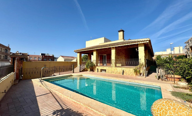 Detached House / Villa - Herverkoop - Formentera del Segura - Formentera del Segura