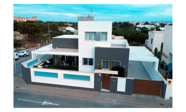 Detached House / Villa - Herverkoop - Mil Palmeras - Mil Palmeras