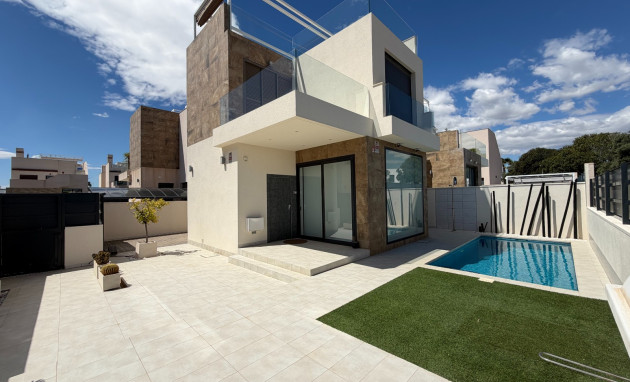 Detached Villa - Herverkoop - Ciudad Quesada - La Laguna
