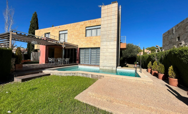 Detached Villa - Herverkoop - Orihuela Costa - VIN-65176