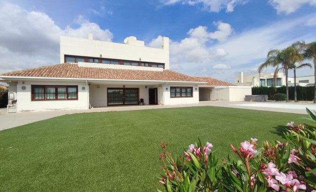 Detached Villa - Herverkoop - Sucina - Peraleja Golf