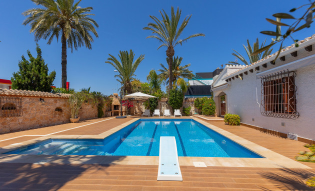 Detached Villa - Resale - Orihuela Costa - 59630