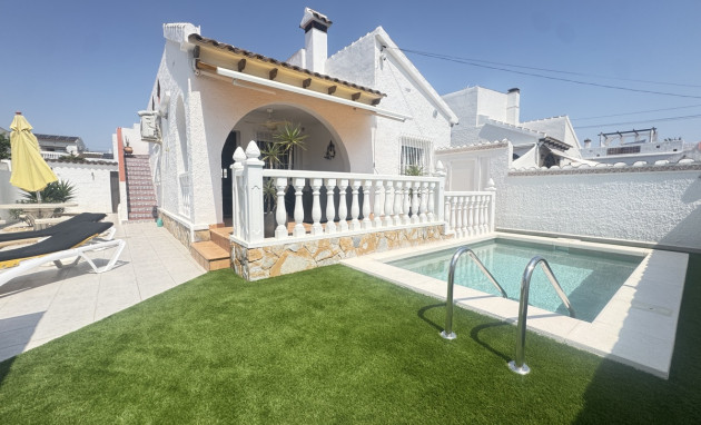 Detached Villa - Resale - Orihuela Costa - Villamartin