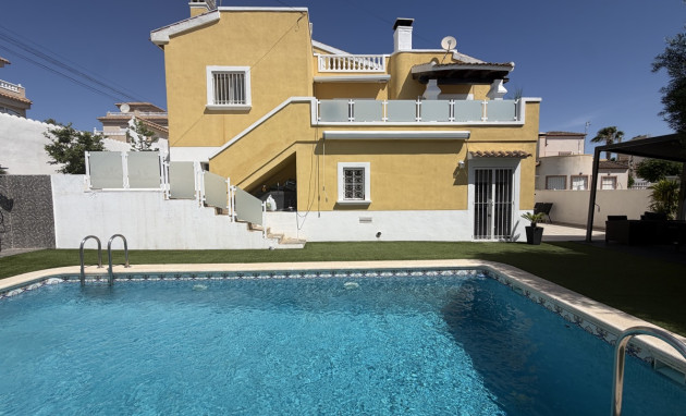 Detached Villa - Reventa - Orihuela Costa - Villamartin