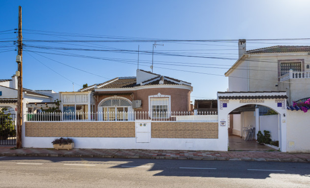 Detached Villa - Reventa - Torrevieja - Urbanización San Luis