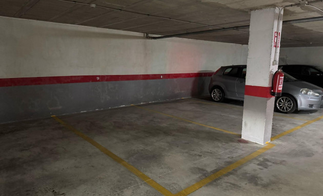 Garage - Revente - Torrevieja - Centro