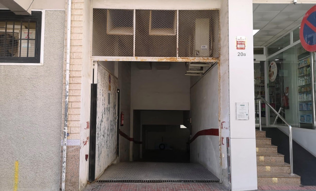 Garaje - Reventa - Torrevieja - ICD-37743