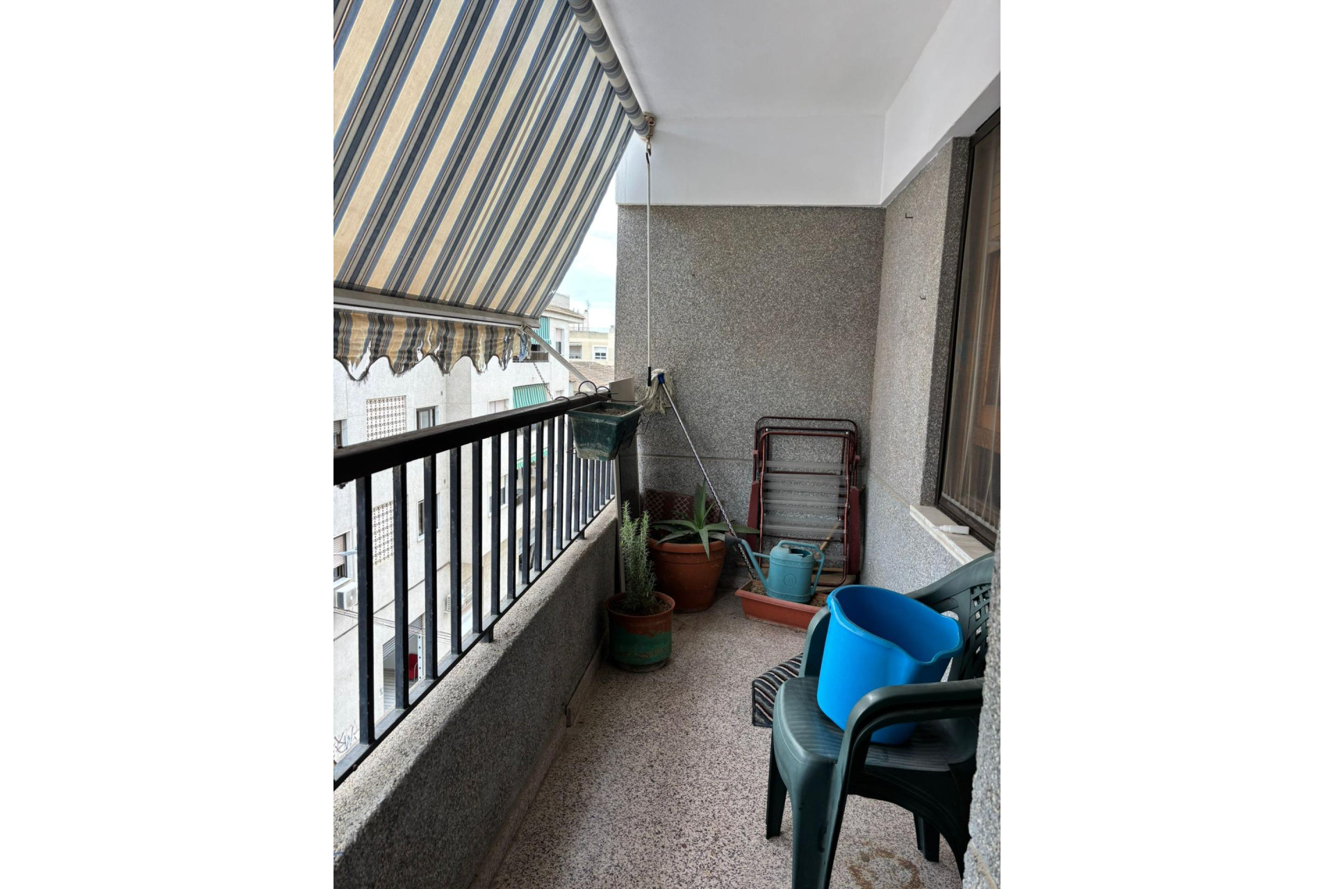 Herverkoop - Apartment - Almoradi - Comunidad valenciana