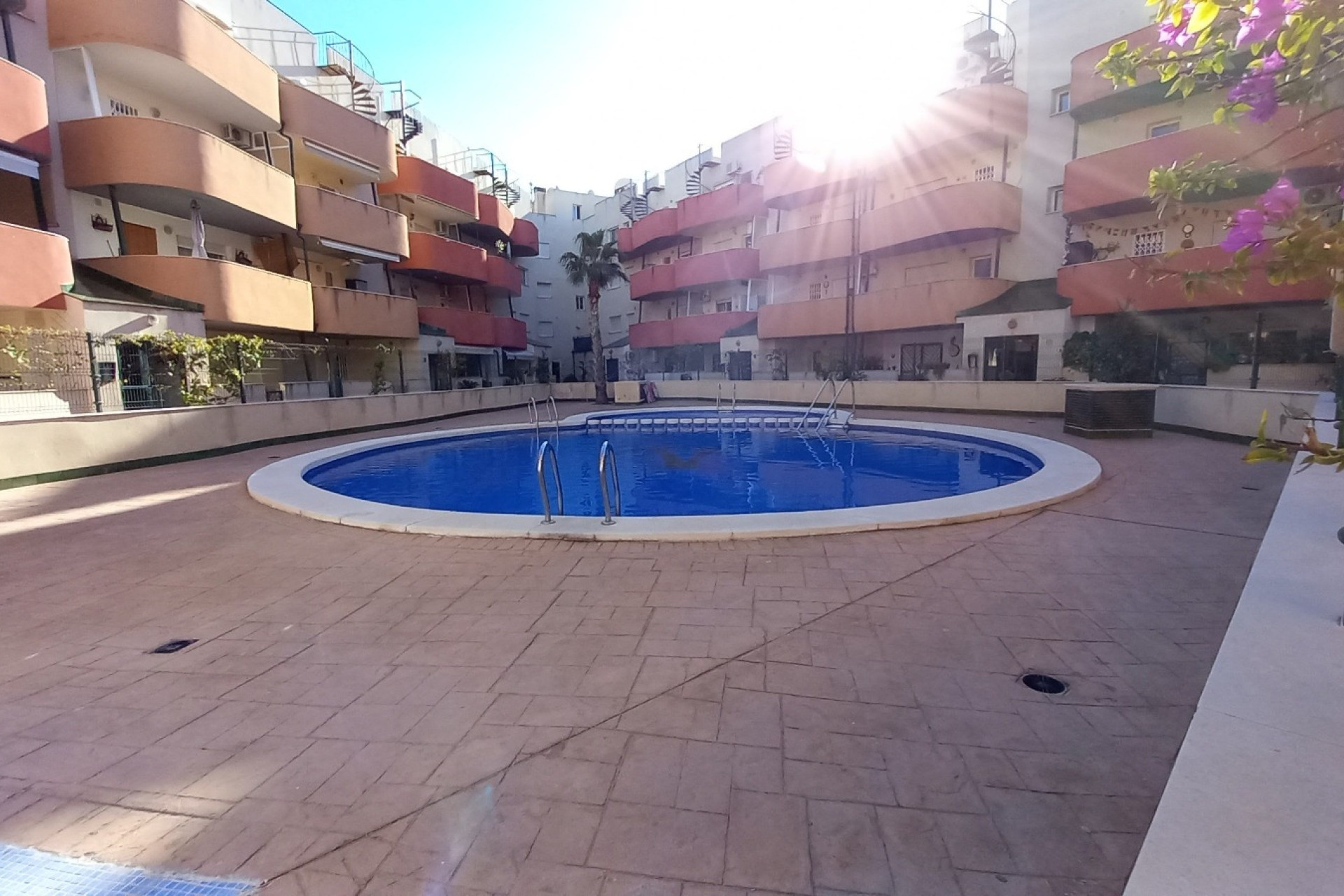 Herverkoop - Apartment - Almoradí