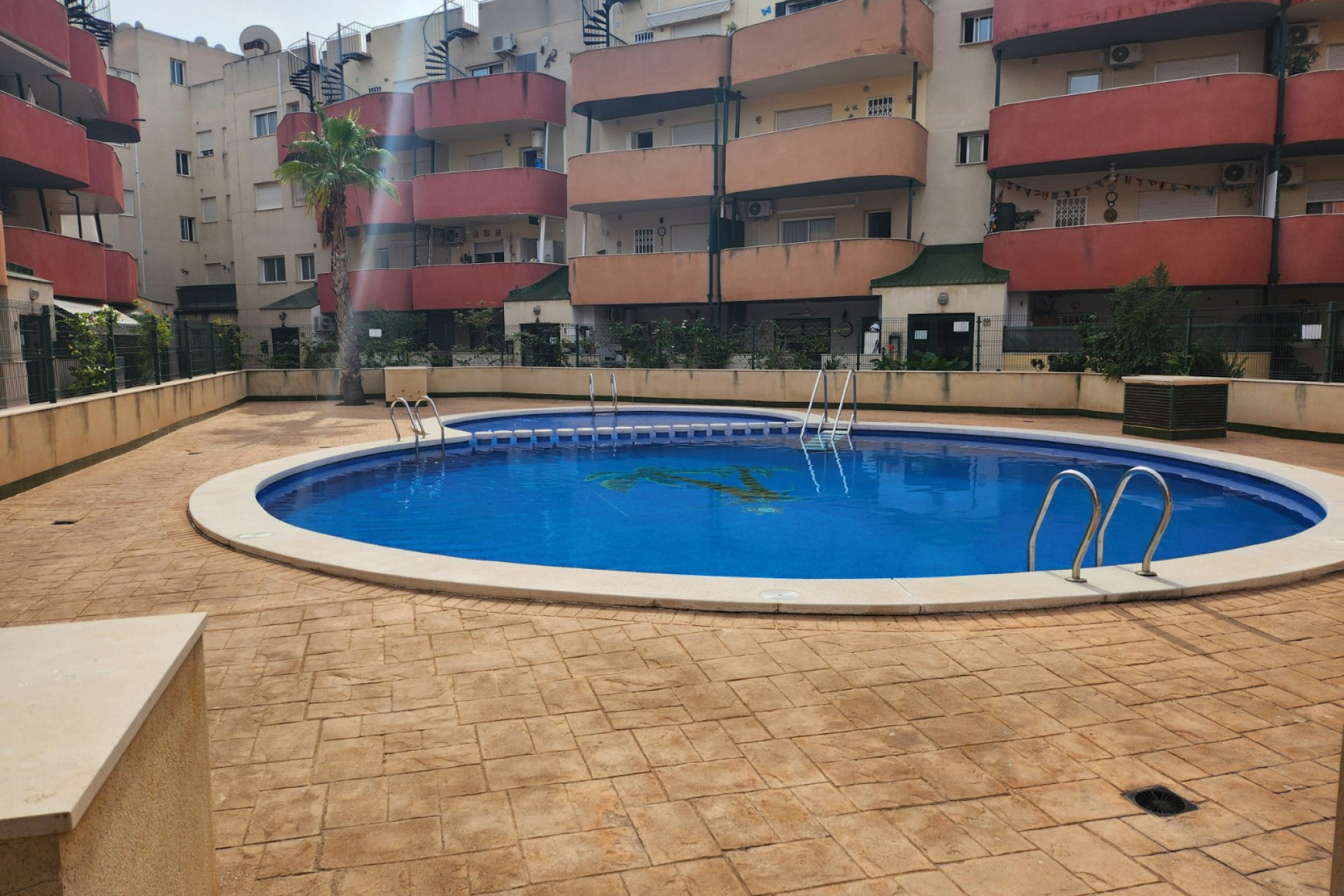 Herverkoop - Apartment - Almoradí