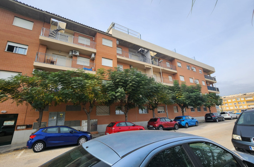 Herverkoop - Apartment - Almoradí