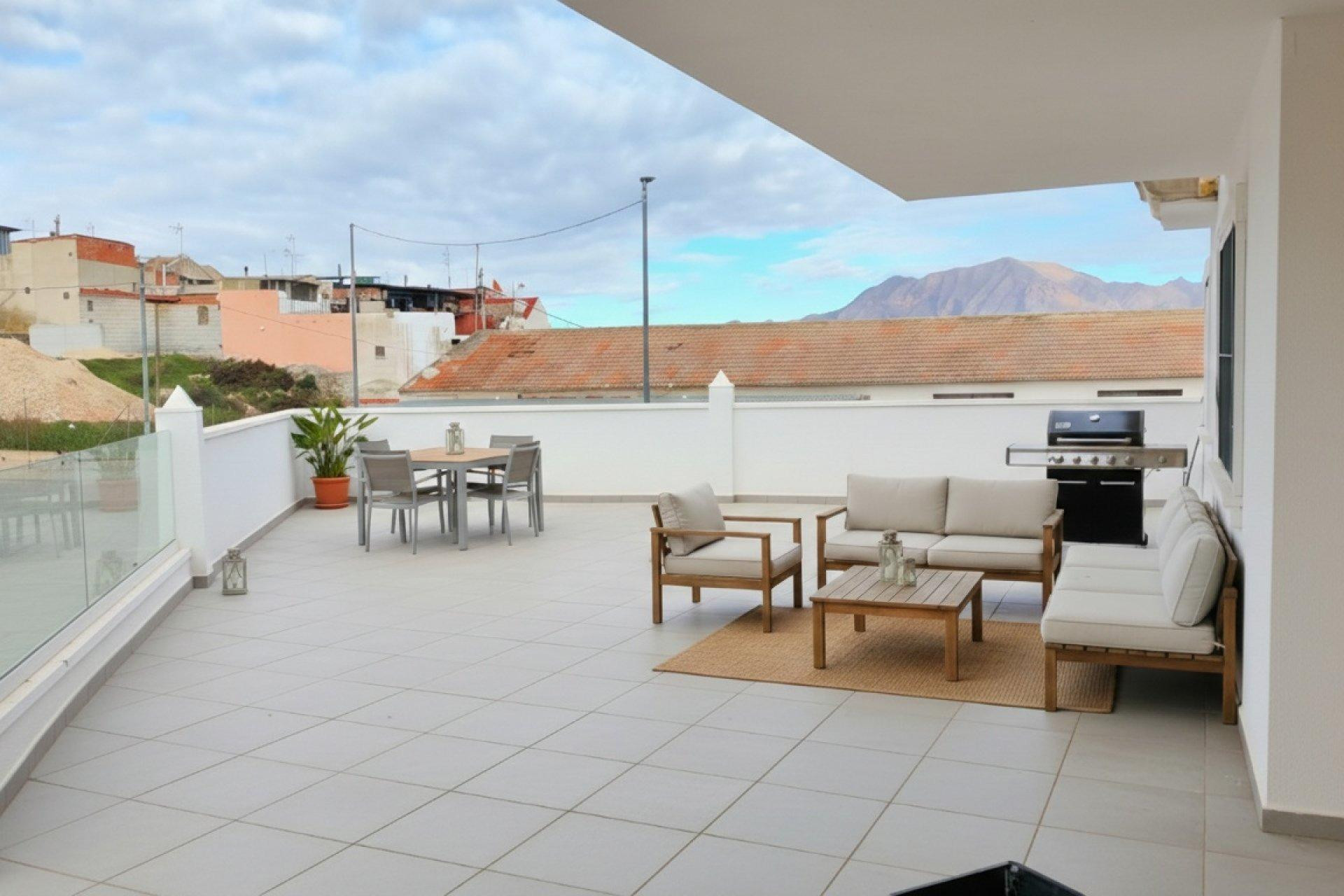 Herverkoop - Apartment - Bigastro - Comunidad valenciana
