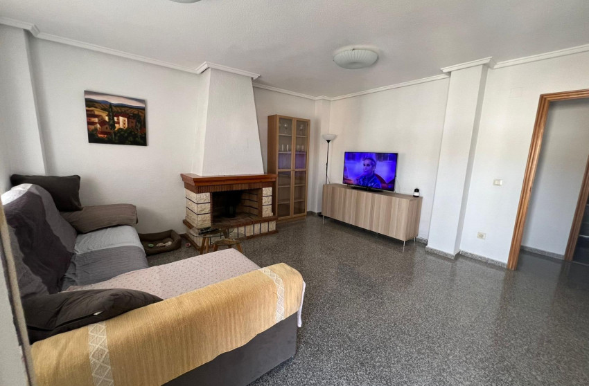 Herverkoop - Apartment - Dolores - CENTRO