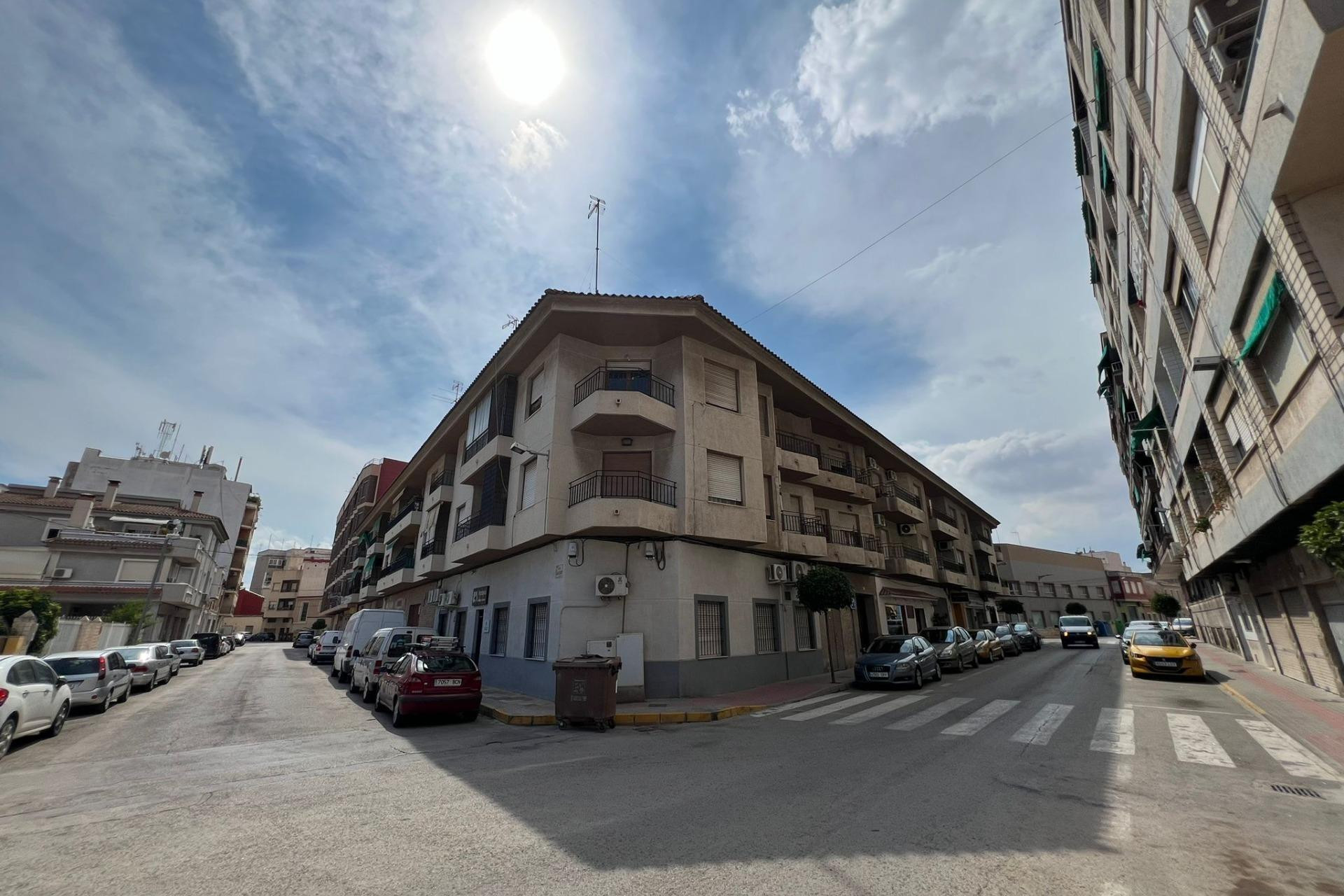 Herverkoop - Apartment - Dolores - CENTRO