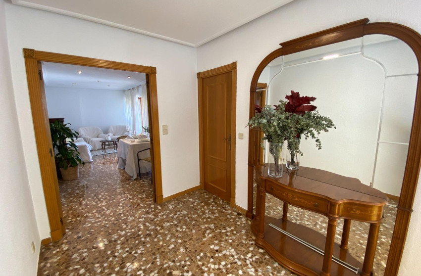 Herverkoop - Apartment - Elche - Centro