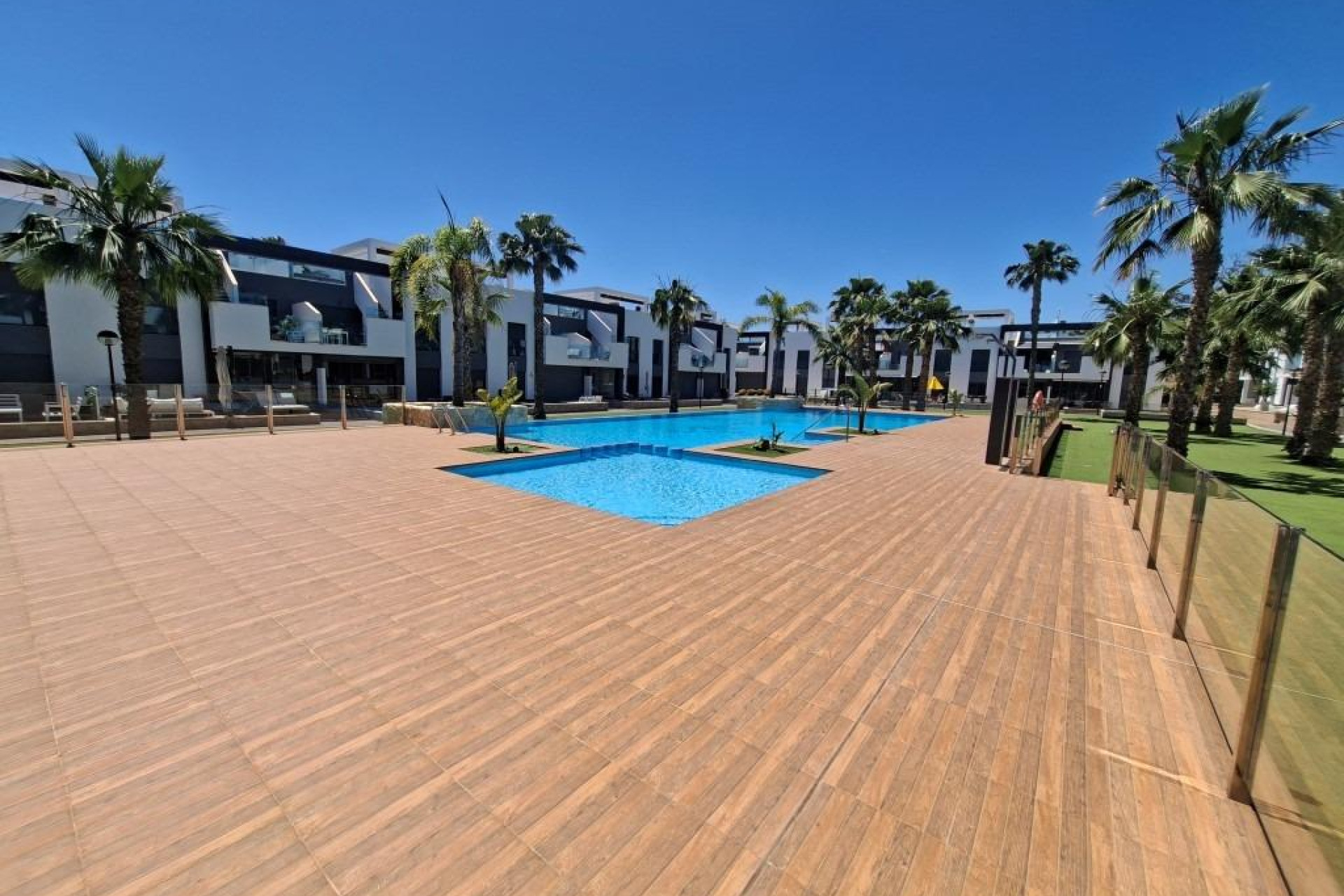 Herverkoop - Apartment - Guardamar del Segura - El Raso