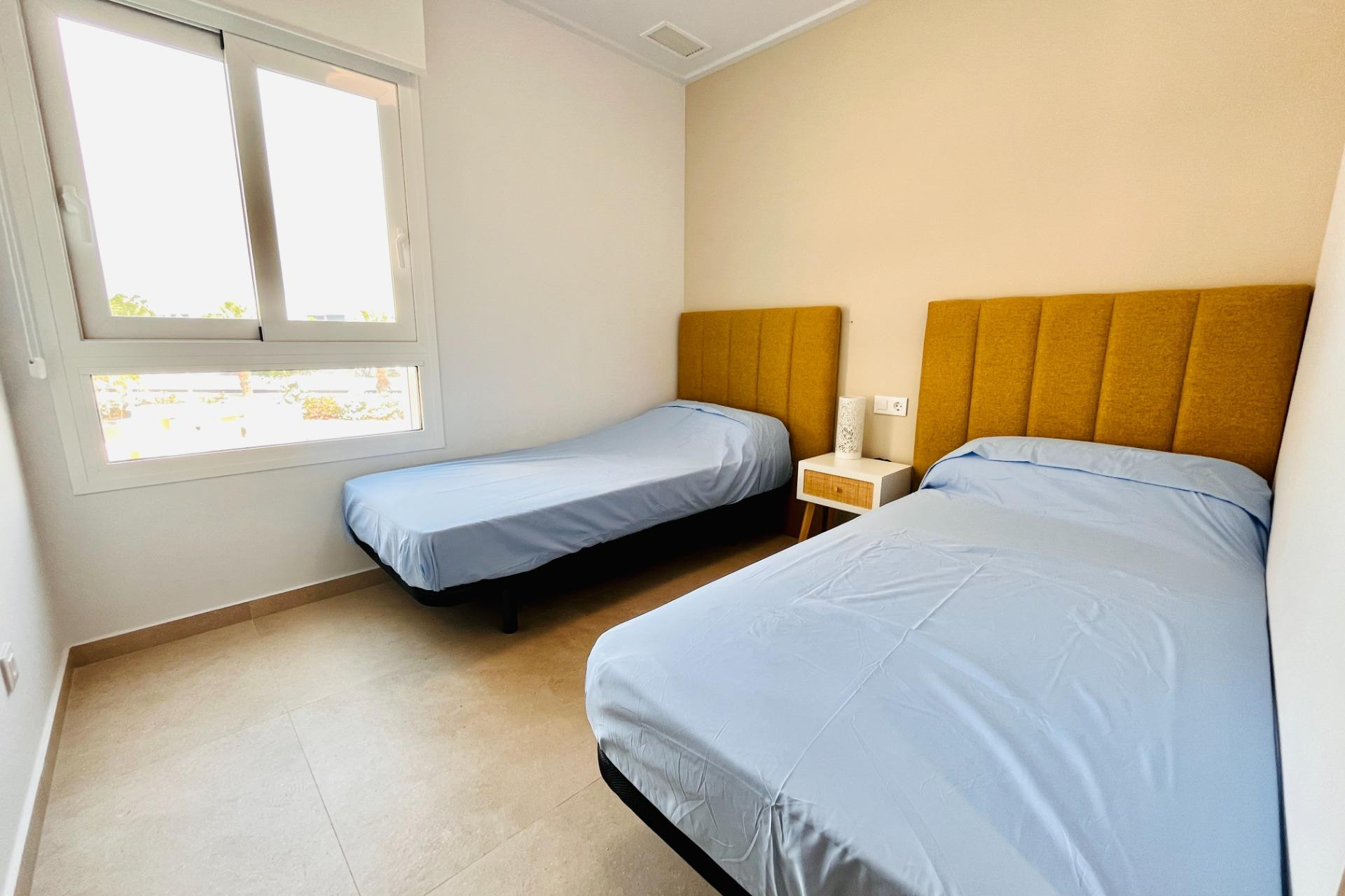 Herverkoop - Apartment - Guardamar del Segura - Puerto Deportivo