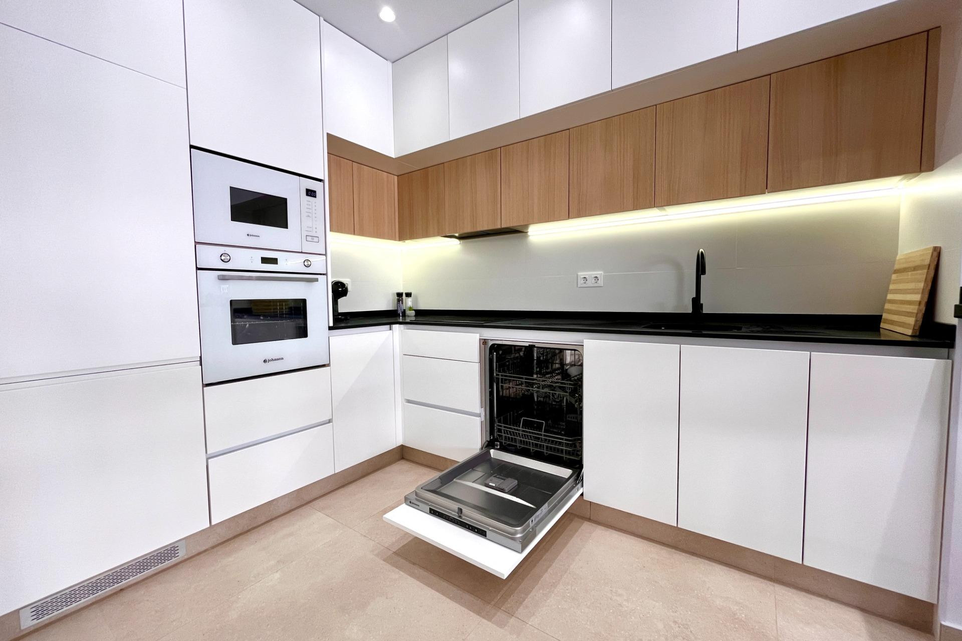 Herverkoop - Apartment - Guardamar del Segura - Puerto Deportivo