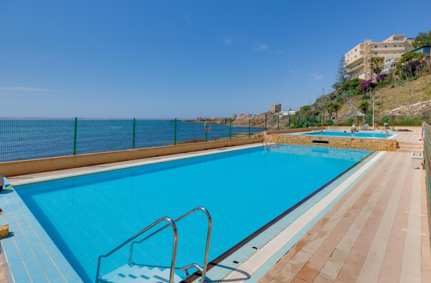 Herverkoop - Apartment - La Mata - Cabo Cervera