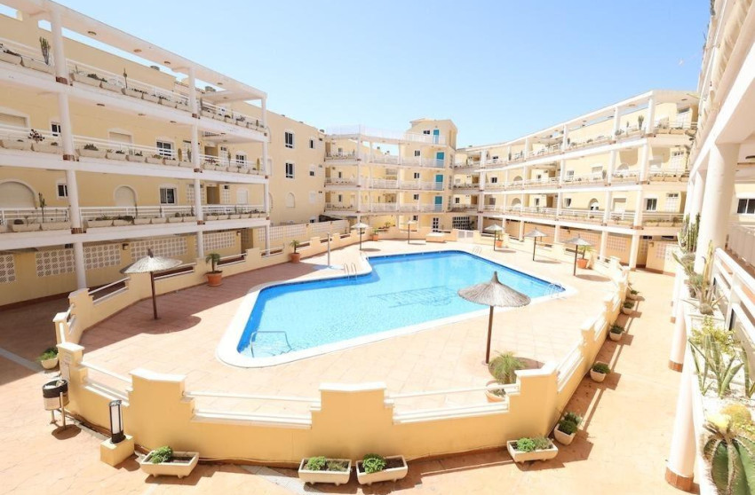 Herverkoop - Apartment - Orihuela Costa - Campoamor