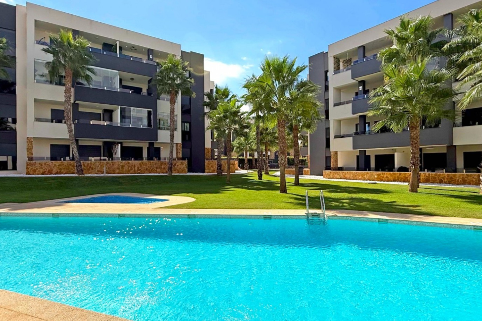Herverkoop - Apartment - Orihuela Costa - Los Altos