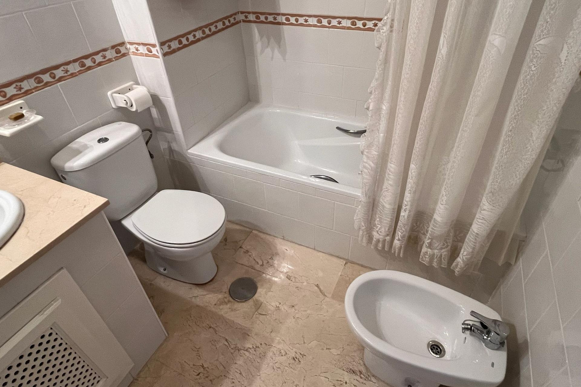 Herverkoop - Apartment - Orihuela Costa - Playa Flamenca