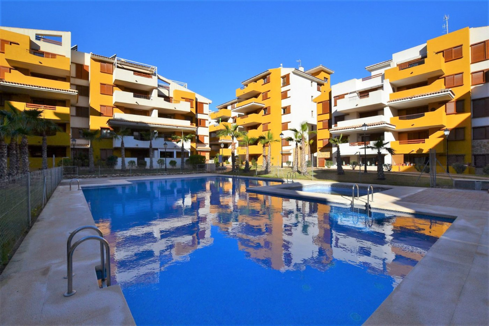 Herverkoop - Apartment - Orihuela Costa - Punta Prima