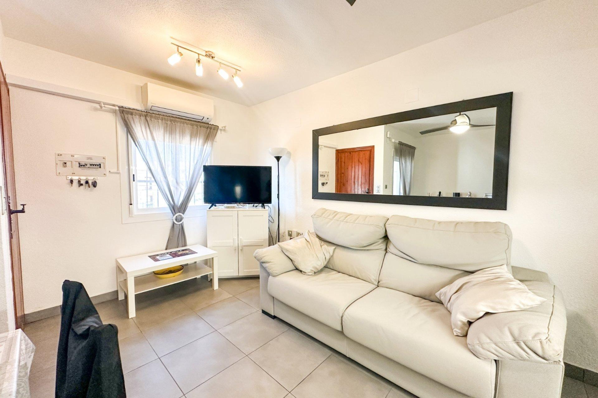 Herverkoop - Apartment - Orihuela Costa - Villamartin