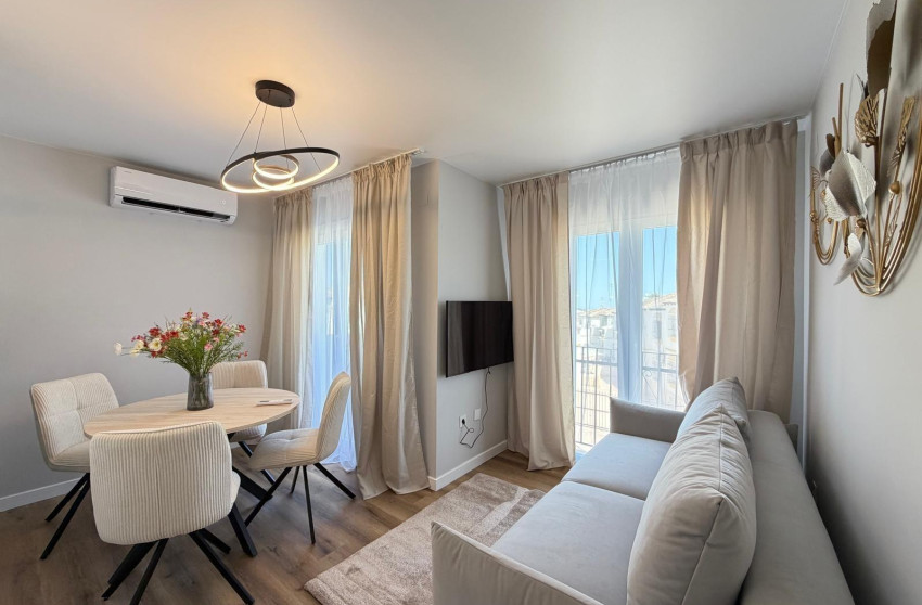 Herverkoop - Apartment - San Miguel de Salinas - 03193