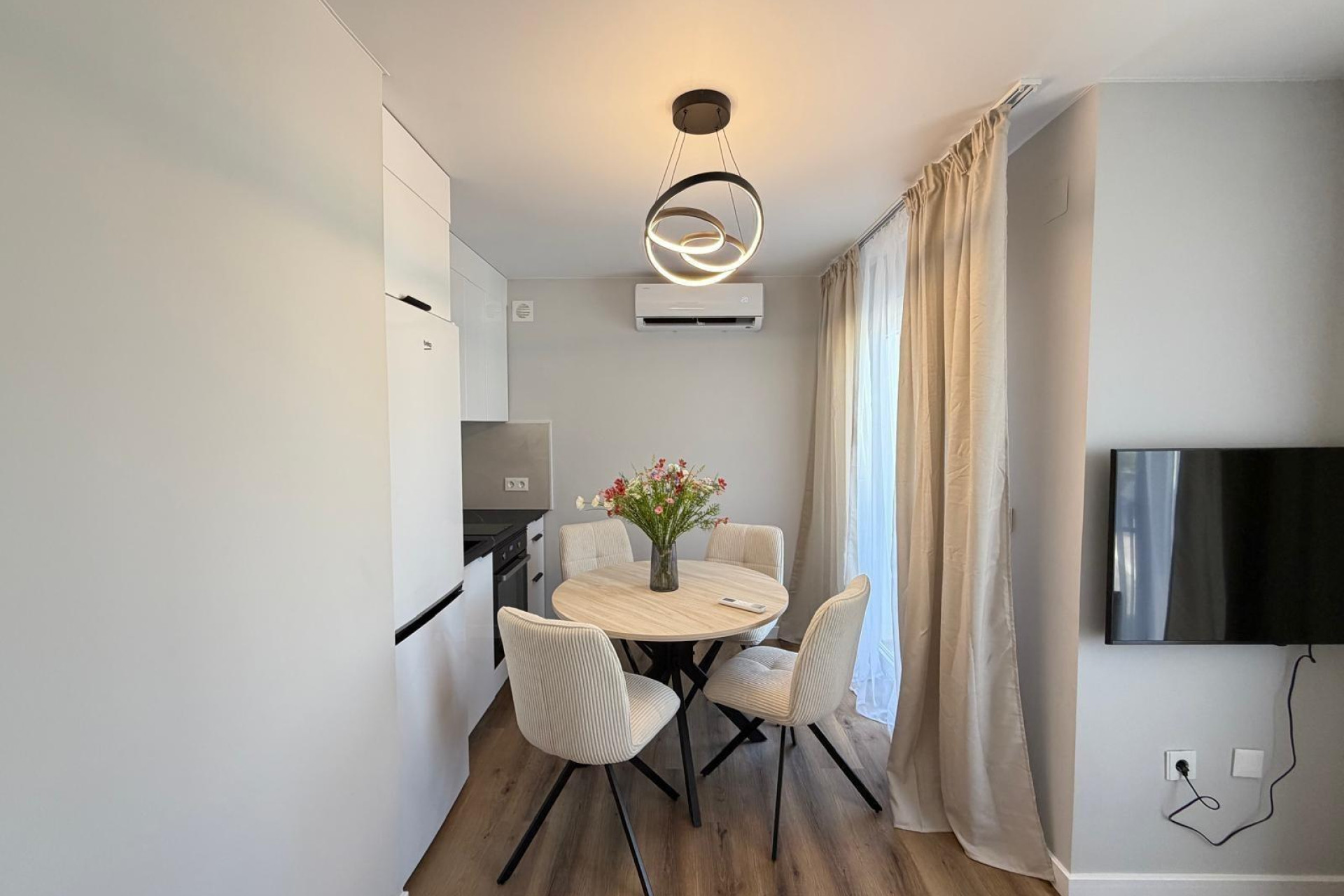 Herverkoop - Apartment - San Miguel de Salinas - 03193