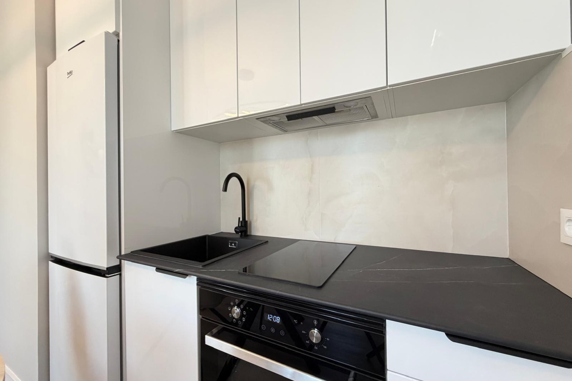 Herverkoop - Apartment - San Miguel de Salinas - 03193
