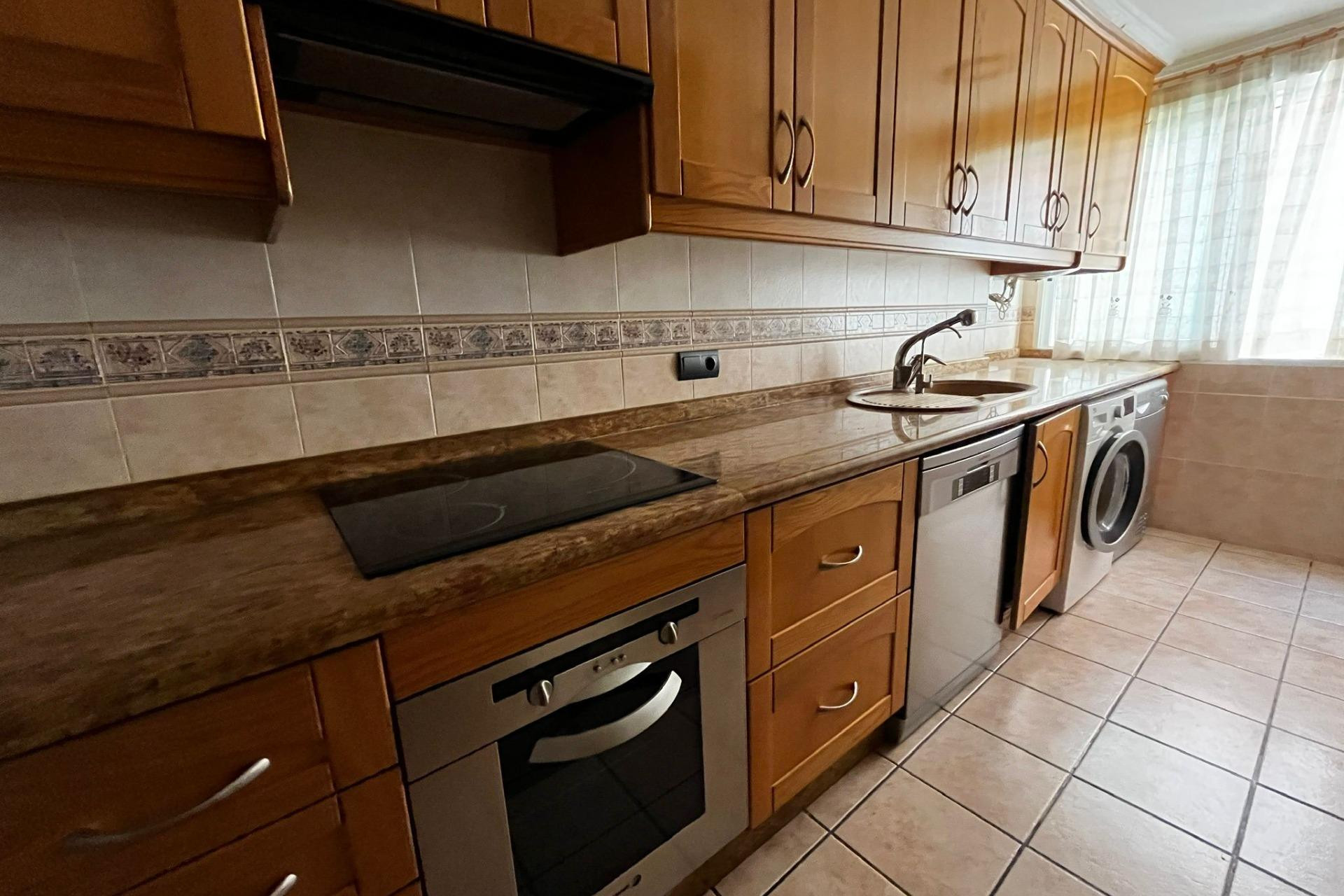 Herverkoop - Apartment - Santa Pola - Eroski