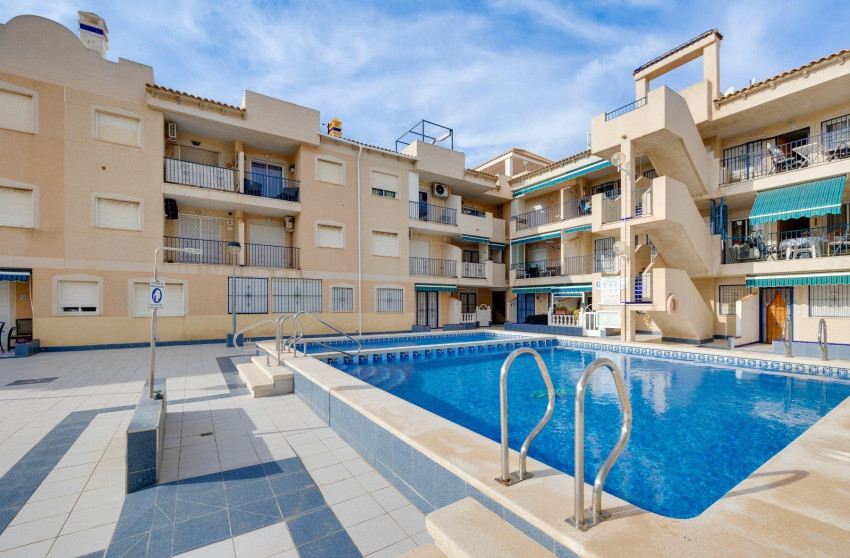 Herverkoop - Apartment - Torrevieja - Acequion