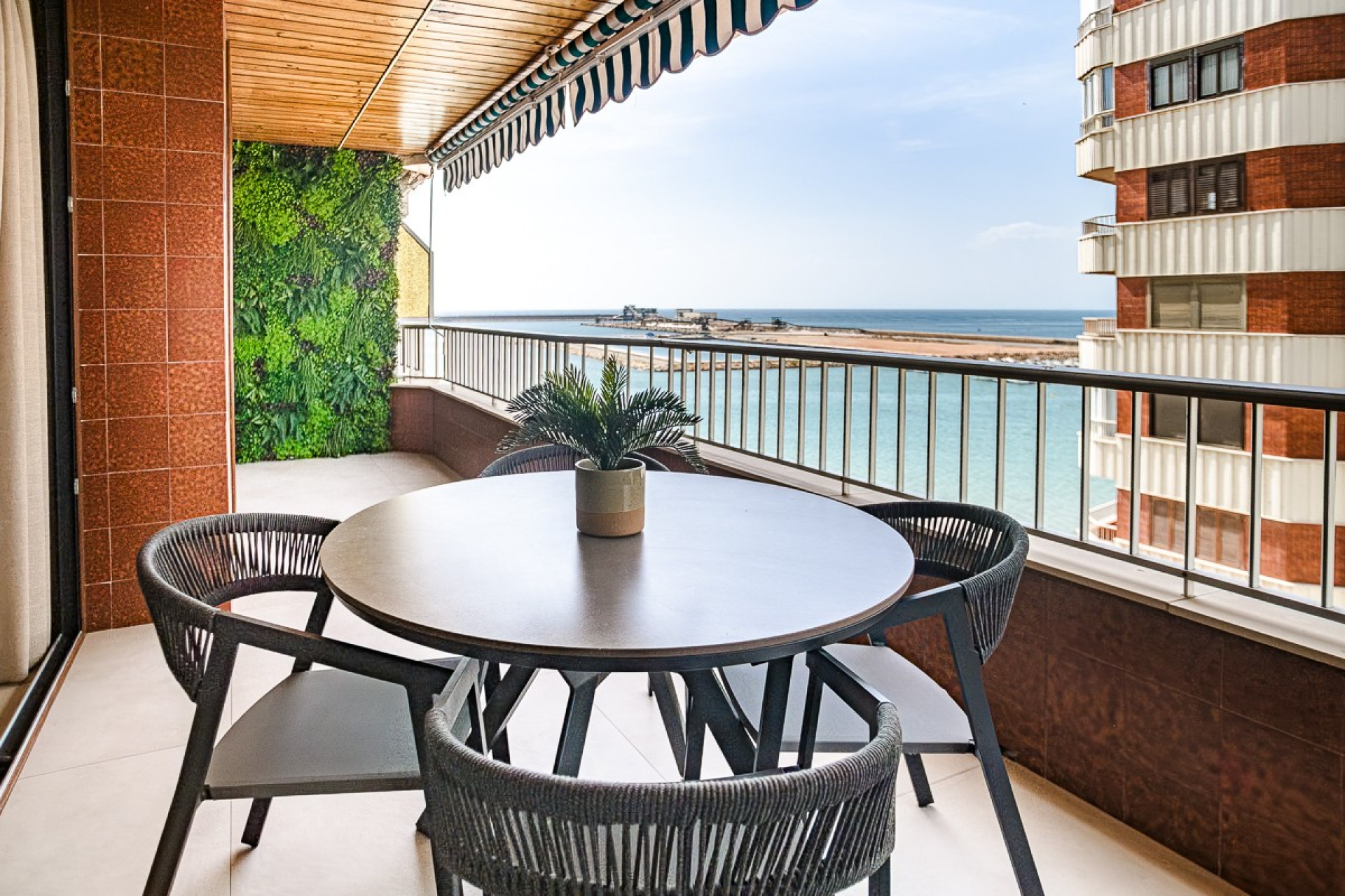 Herverkoop - Apartment - Torrevieja - Acequion