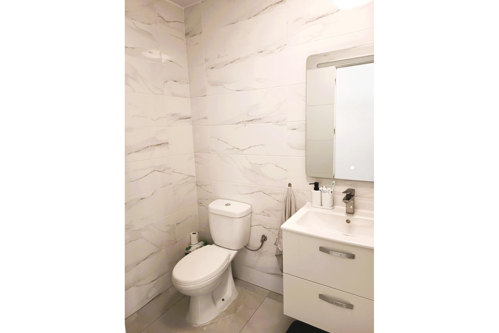 Herverkoop - Apartment - Torrevieja - Acequion
