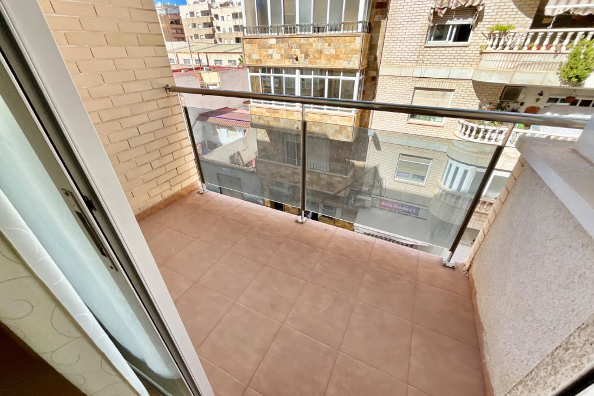 Herverkoop - Apartment - Torrevieja - Centro