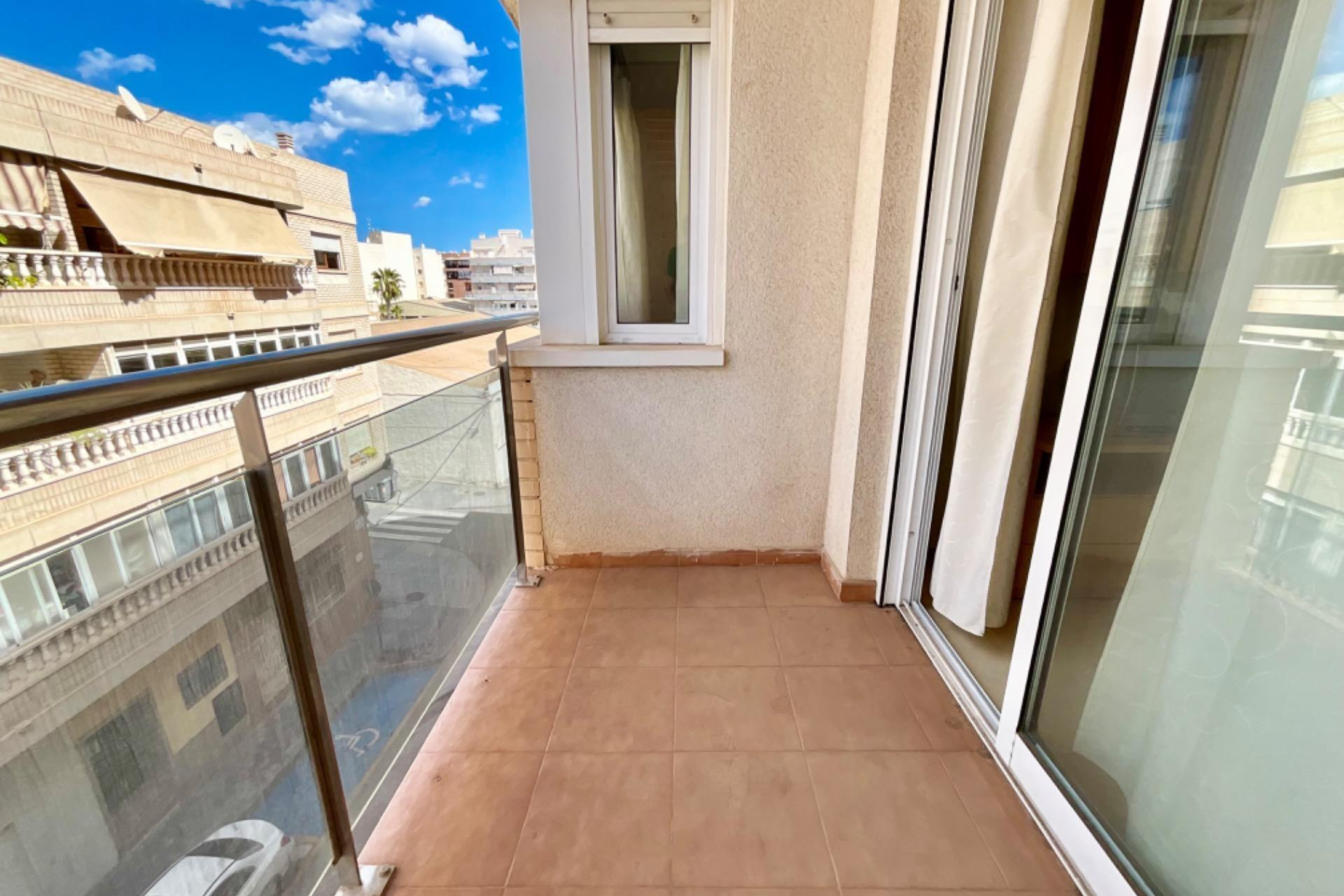 Herverkoop - Apartment - Torrevieja - Centro