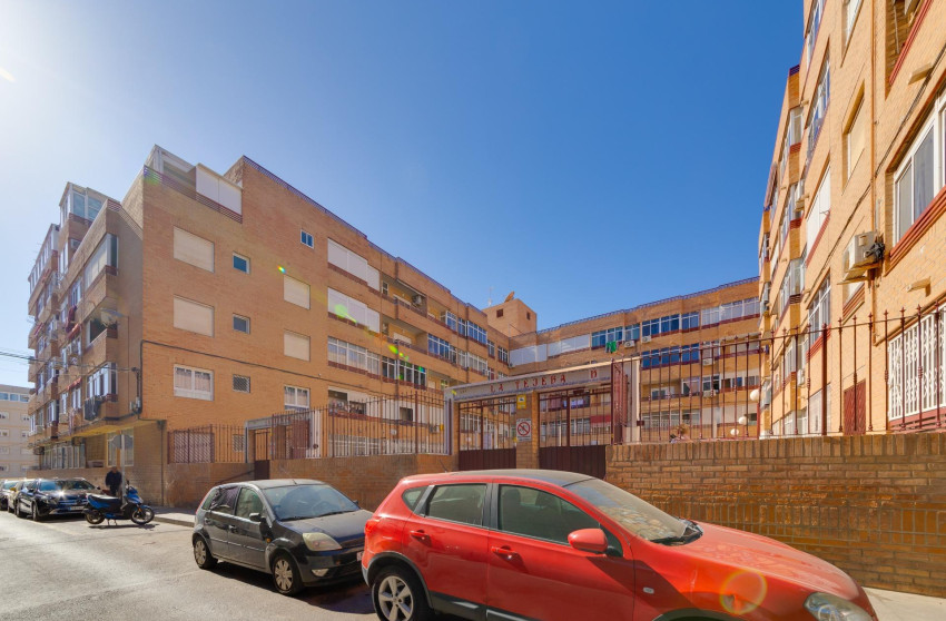 Herverkoop - Apartment - Torrevieja - Centro