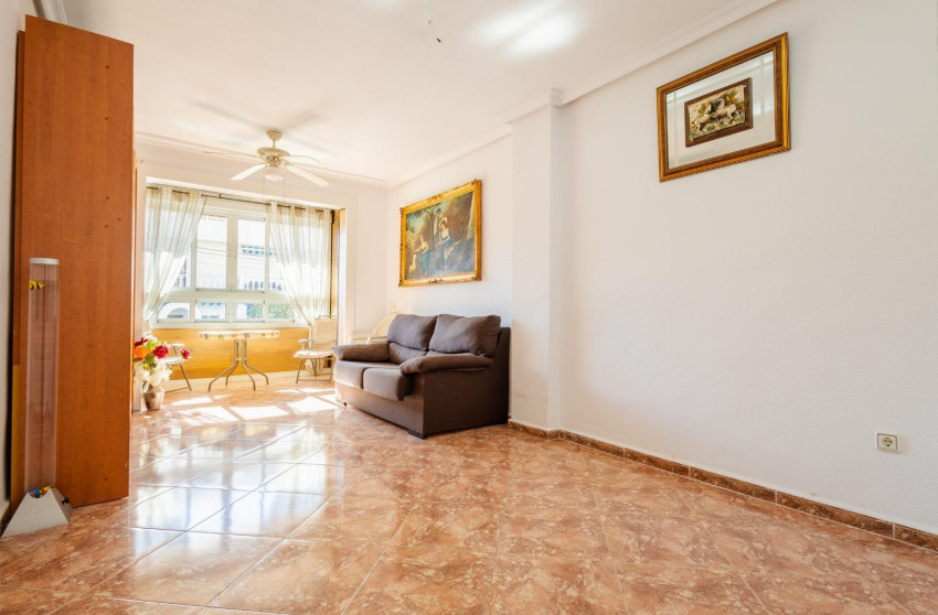 Herverkoop - Apartment - Torrevieja - Centro