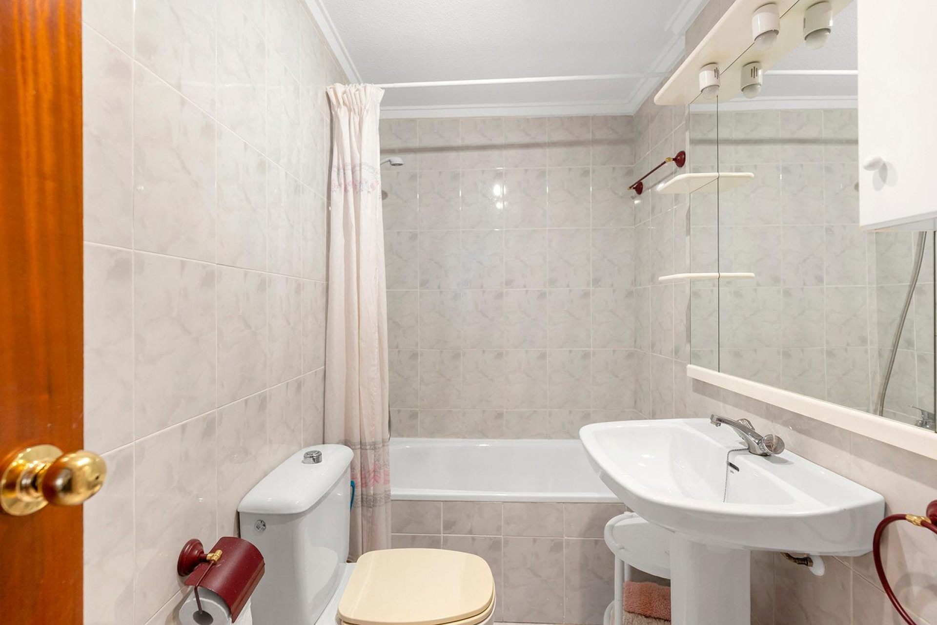 Herverkoop - Apartment - Torrevieja - Centro