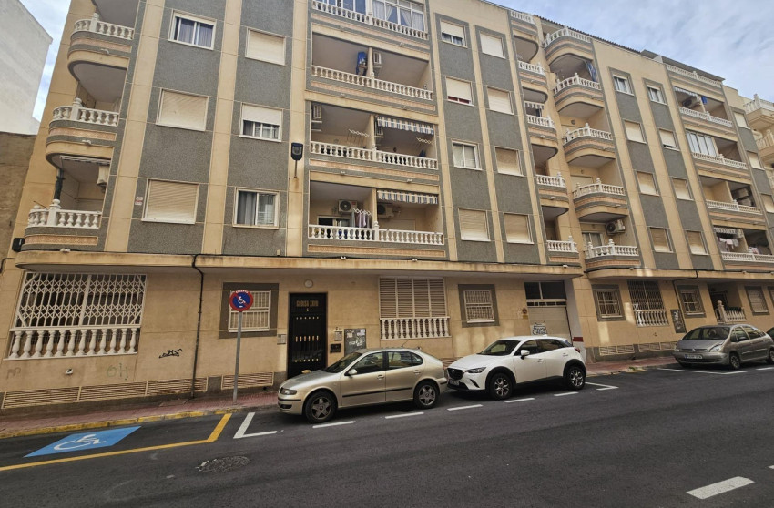 Herverkoop - Apartment - Torrevieja - Centro