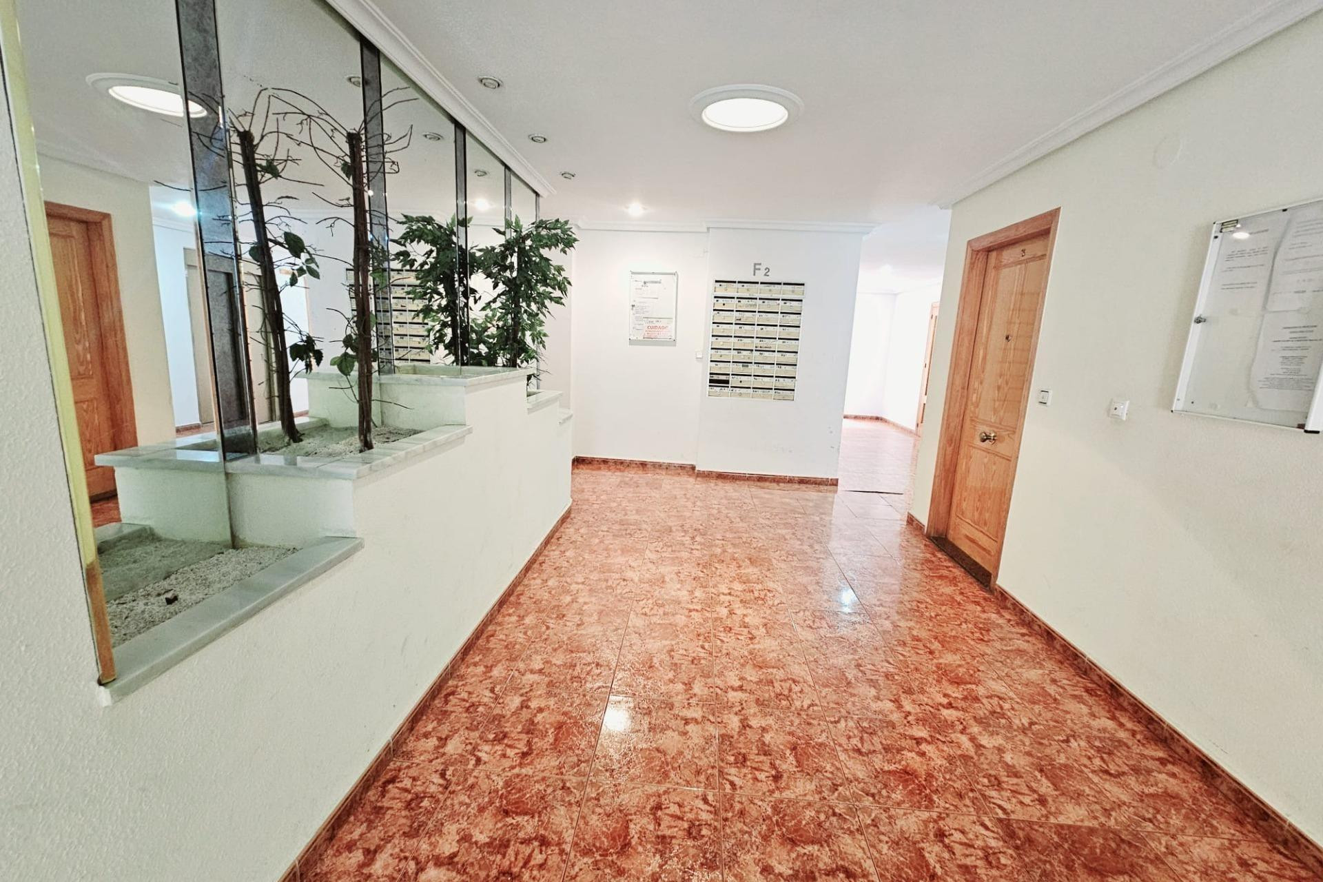 Herverkoop - Apartment - Torrevieja - Centro