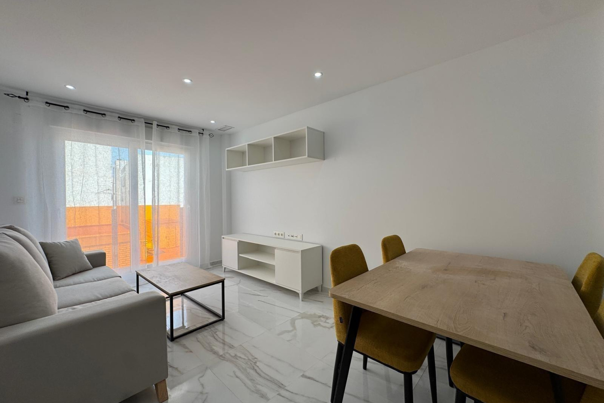 Herverkoop - Apartment - Torrevieja - Centro