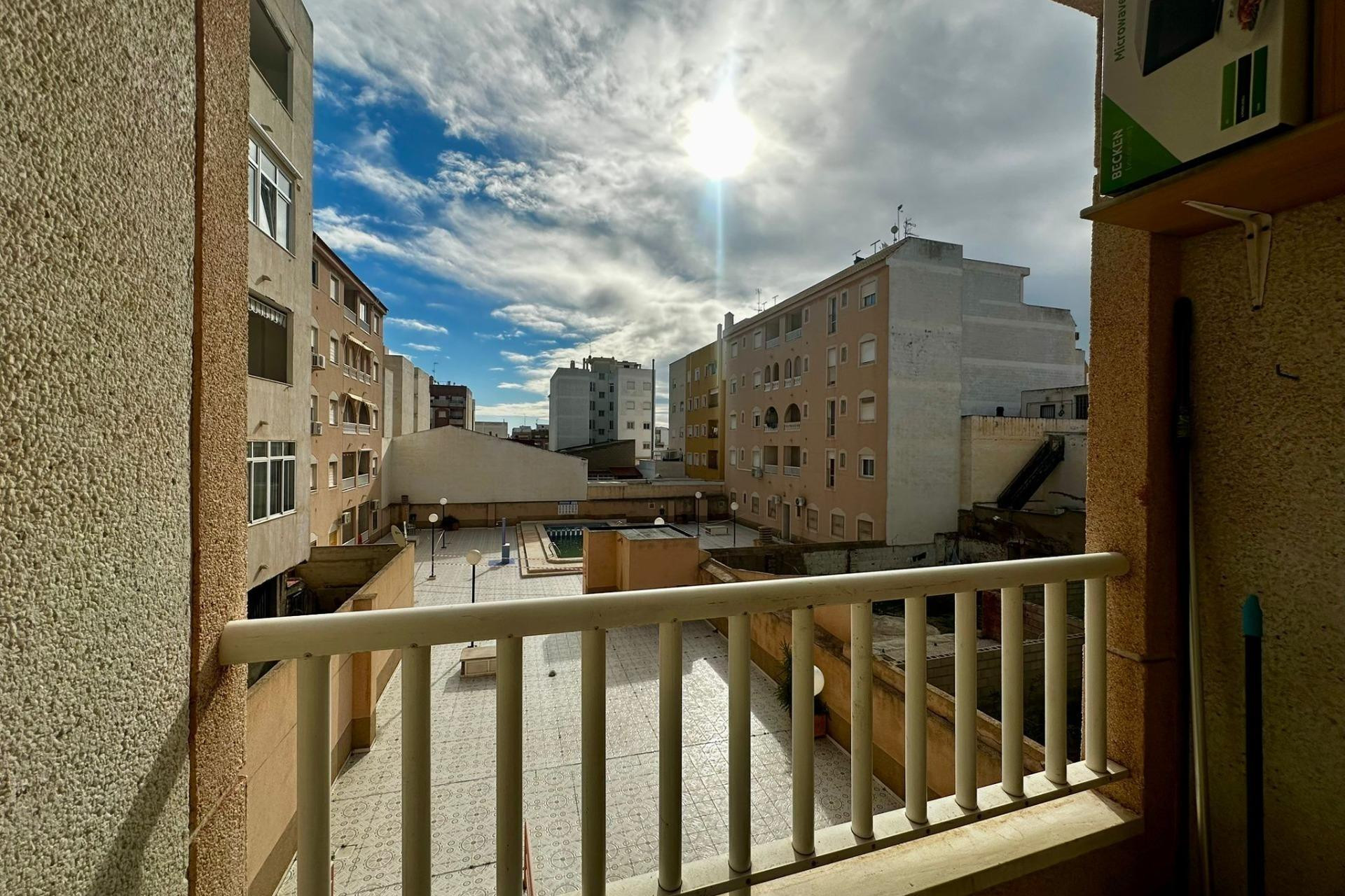 Herverkoop - Apartment - Torrevieja - Centro